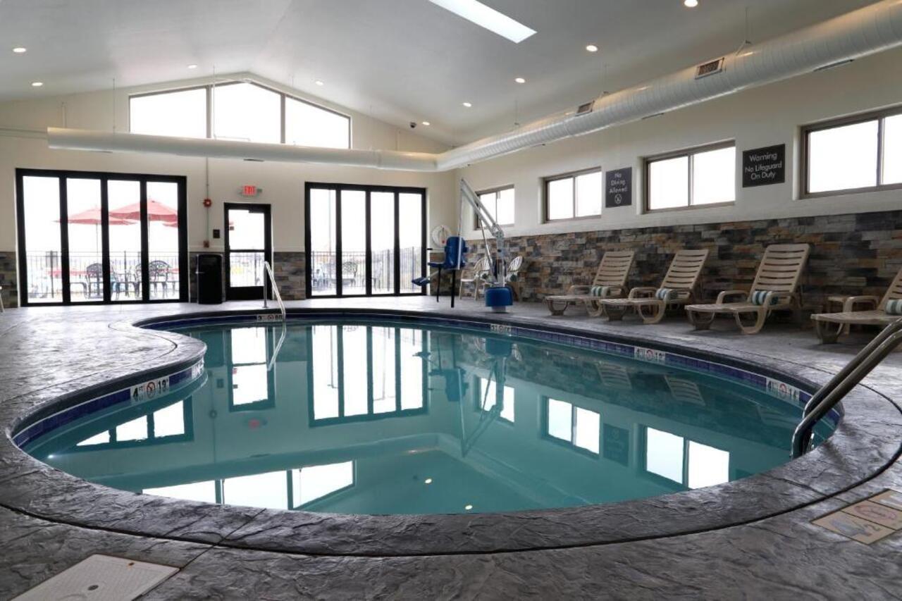 Sleep Inn & Suites Belmont - St. Clairsville Dış mekan fotoğraf