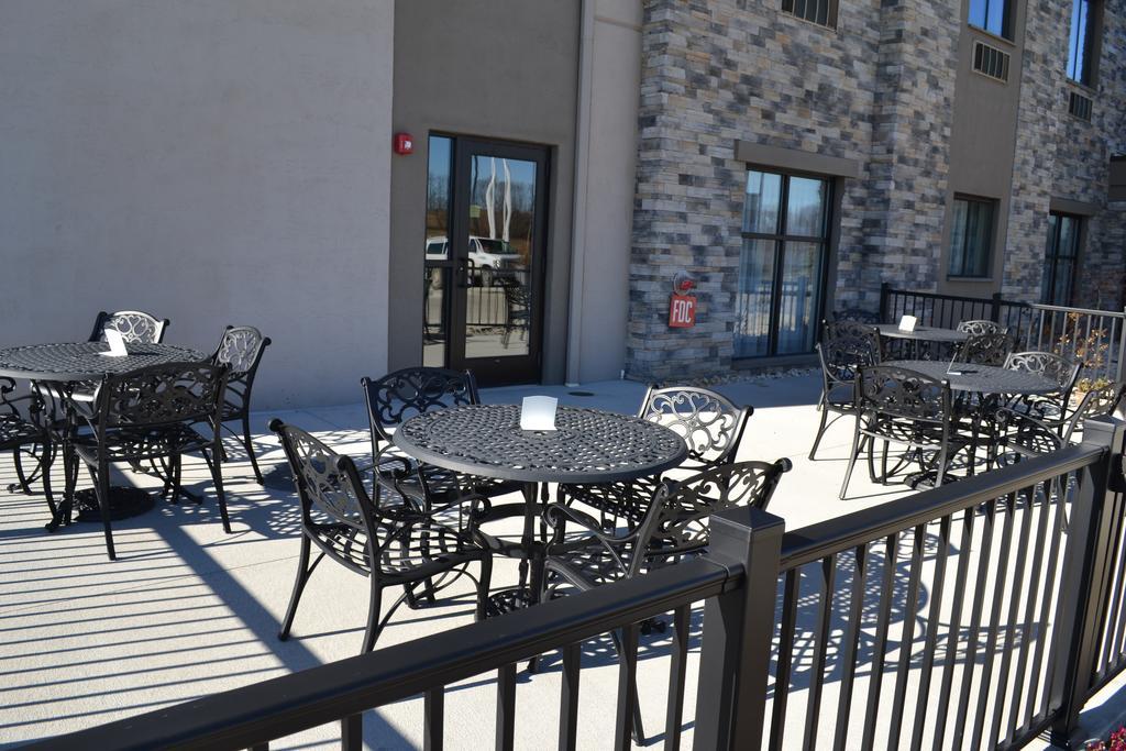 Sleep Inn & Suites Belmont - St. Clairsville Dış mekan fotoğraf