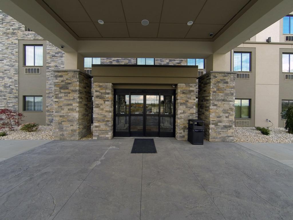 Sleep Inn & Suites Belmont - St. Clairsville Dış mekan fotoğraf